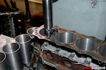 Cum a motorului alezaj Cum a motorului alezaj