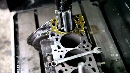 Motor plictisitor proces, metode, caracteristici