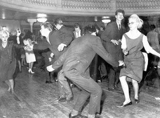 Ce danseaza twist Ce danseaza twist
