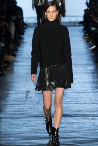 Cum de a purta un cardigan Cum de a purta un cardigan