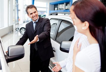 Ar trebui să vă cumpărați „anul trecut“ dealer auto