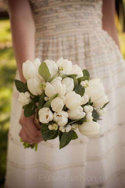 Buchet cu lalele Buchet cu lalele