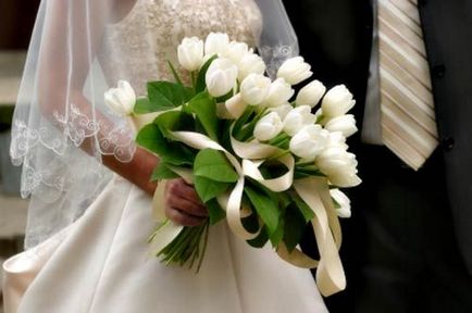 Buchet cu lalele Buchet cu lalele