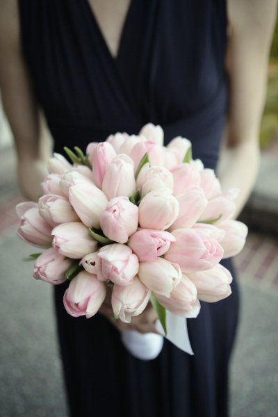 Buchet cu lalele Buchet cu lalele