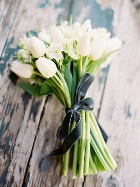 Buchet cu lalele Buchet cu lalele