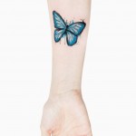 fluturi tatuaj care înseamnă