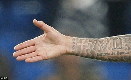 Tatuaje, cum ar fi Viktorii Bekhem Tatuaje, cum ar fi Viktorii Bekhem