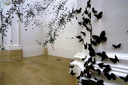 Fluturi pe perete, cu mâinile și șabloane sale pentru a tăia modelul, idei de design de perete