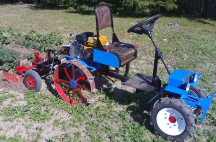 Ce este un adaptor pentru mersul pe jos tractor, cum să facă echipament cu propriile lor mâini