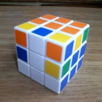 Cum de a asambla rapid un cub Rubik-