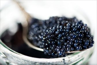Cum de a distinge realul de caviar fals