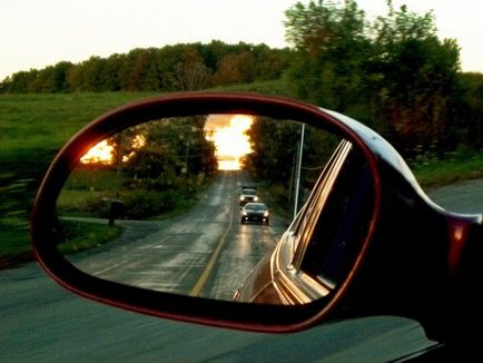 Cum se configurează oglinda auto
