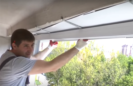 Cum de a alege și să glazura un balcon sau loggie profil de aluminiu