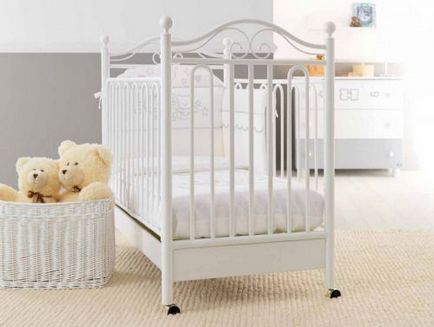 Cum de a alege un pat de copil pentru un nou-născut, care este mai bine, criteriile de selecție