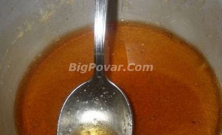 Caramel de la reteta de zahăr-pas, cu fotografii și explicații