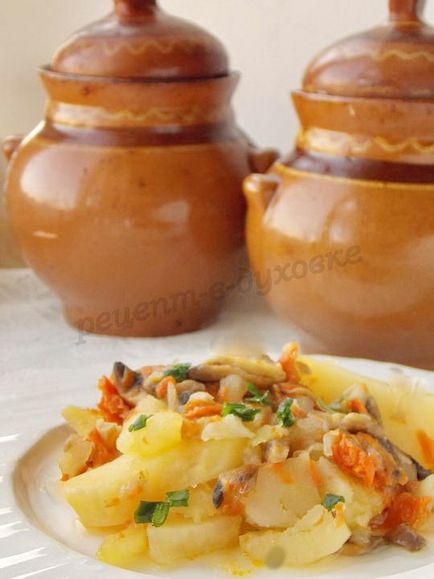 Cartofi cu ciuperci în ghivece în cuptor
