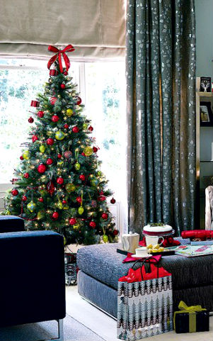 Frumos decorate pomul de Crăciun sau de modul de a decora un pom de Crăciun
