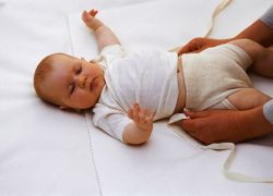 scutece Tifon pentru nou-născuți