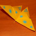 O clasă de maestru în arta origami „câine-spărgător“