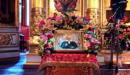 Rugăciunea de căsătorie, dragoste și de a ajuta familia la Sf. Matrona din Moscova