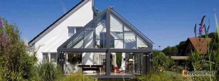 verande și terase glazurate - care afectează prețul de o verandă cu geamuri