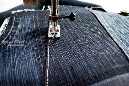 Alterarea jachete denim în mâinile proprii femei