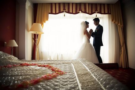 Prima nuntă noapte tineri casatoriti cum să se comporte, ce să facă, cum să-și petreacă noaptea nuntii