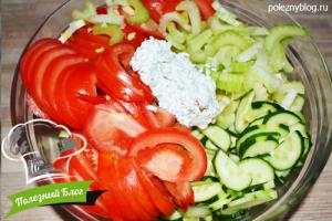 Salata de rosii, castraveti si telina, blog-ul util