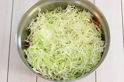 salate proaspete cu castraveti