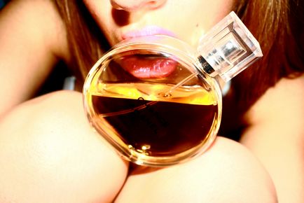 El însuși un parfumier 8 pași simpli pentru a crea un unic băuturi spirtoase de origine