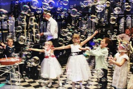 Afișați baloanele la o nunta - întruchipează visul din copilarie