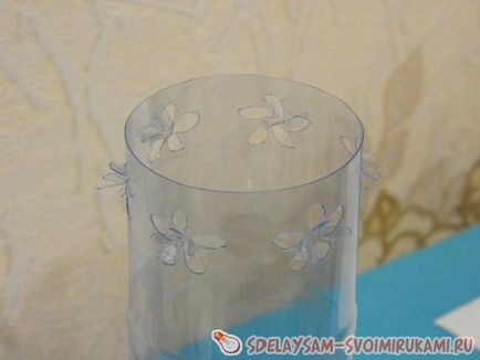 Vaze din sticla de plastic, o clasă de master, cu propriile lor mâini