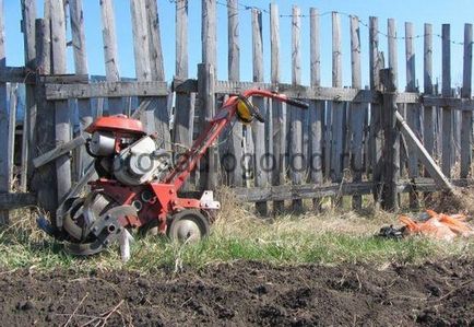 Aratul grădina si walk-in spatele tractorului, instrumente de selecție foto și video