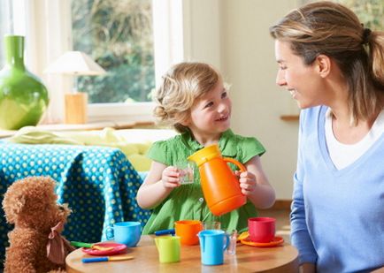 10 sfaturi despre cum să distreze un copil la domiciliu