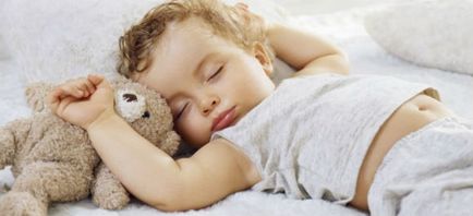 8 Principalul motiv pentru care un copil pe timp de noapte pentru a scrie și ce să facă - Linia de sănătate