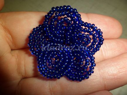 margele Violet cu mâinile (perlele cu mâinile) margele Violet cu mâinile