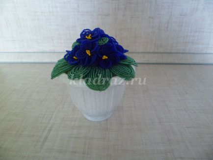 margele Violet cu mâinile (clasa) margele Violet cu mâinile