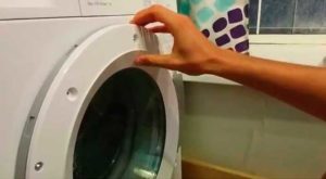 Cum de a deschide mașina de spălat, în cazul în care acesta este blocat sfaturi video,