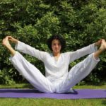 Kundalini yoga pentru începători la domiciliu