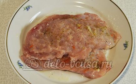 rola de pui cu brânză și usturoi reteta cu o fotografie - un pas cu pas de gătit sub formă de rulouri de pui cu branza (reteta) rola de pui cu brânză și usturoi reteta cu o fotografie - un pas cu pas de gătit sub formă de rulouri de pui cu brânză