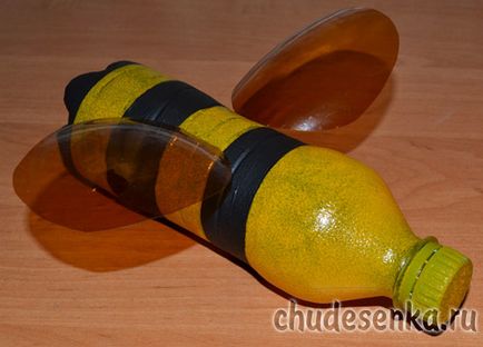 Bee de sticle de plastic - chudesenka - site pentru copii și părinți