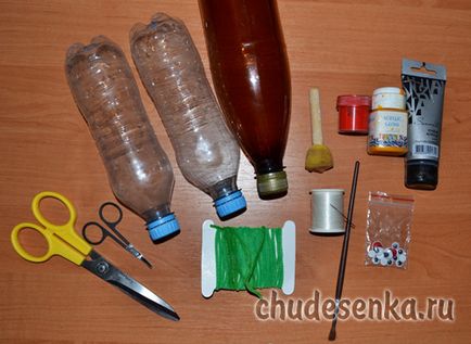 Bee de sticle de plastic - chudesenka - site pentru copii și părinți (plastic) Bee de sticle de plastic - chudesenka - site pentru copii și părinți