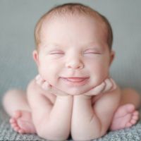 De ce copilul nou-născut scoate limba din