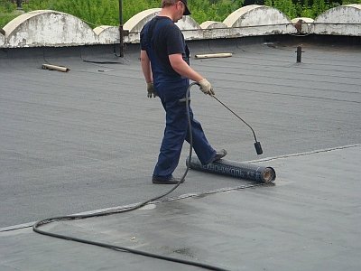 acoperiș de reparații grele de acoperiș moale, tehnologia cauciucului lichid (reparații) Repararea de acoperiș pentru acoperișuri grele moale, un cauciuc lichid, tehnologia