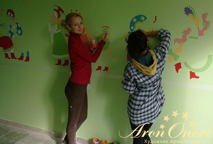 Desene pe pereți din Spitalul de Copii Murals, studio Aron Onore (pereti) Desene pe pereți din Spitalul de Copii Murals, studio Aron Onore