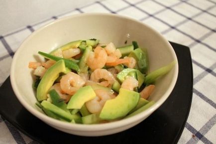 Salata cu avocado și castravete simplu pas cu pas rețete cu fotografii