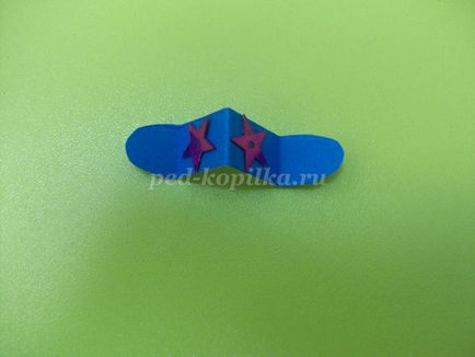 Avionul cu mâinile lor din carton (avion) Avionul cu mâinile lor din carton