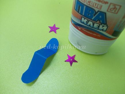 Avionul cu mâinile lor din carton (avion) Avionul cu mâinile lor din carton