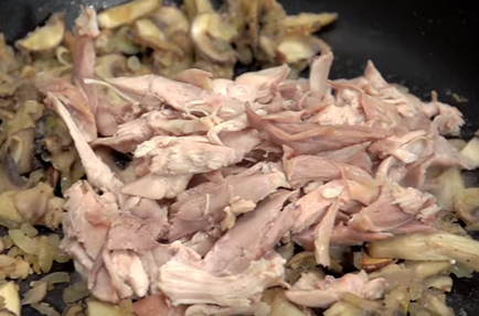 Julienne cu carne de pui si ciuperci cele mai bune rețete cu fotografii (julienne) Julienne cu carne de pui si ciuperci cele mai bune rețete cu fotografii