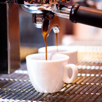 Cum sa faci un cappuccino la domiciliu - în mașină de cafea în mașină de cafea, modul de a face fotografii